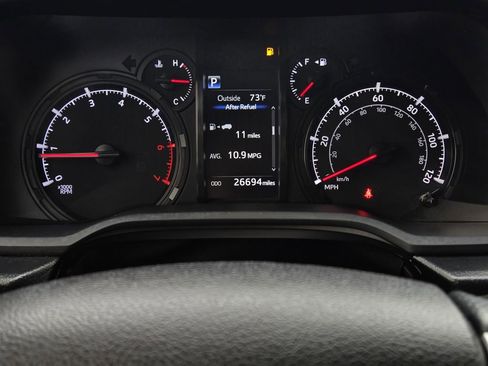 Used 2023 Toyota 4Runner SR5 Premium w/ Moonroof Package RWD image 6