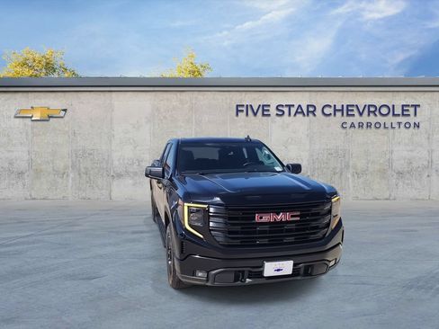 Used 2023 GMC Sierra 1500 Elevation RWD image 3