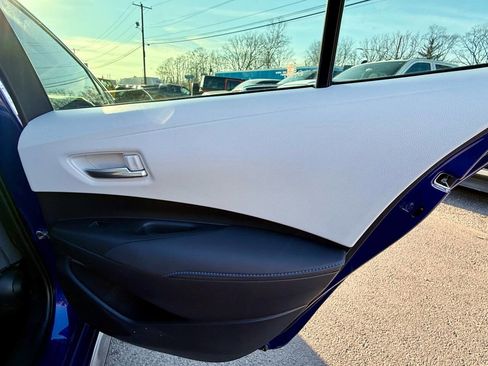 Used 2021 Toyota Corolla SE image 15