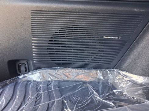 New 2026 Subaru Outback Touring XT image 13