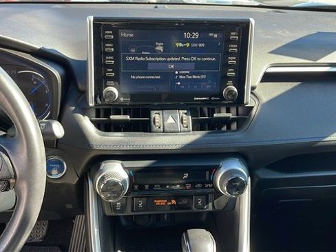 Used 2020 Toyota RAV4 XSE w/ XSE Grade Weather Package image 16