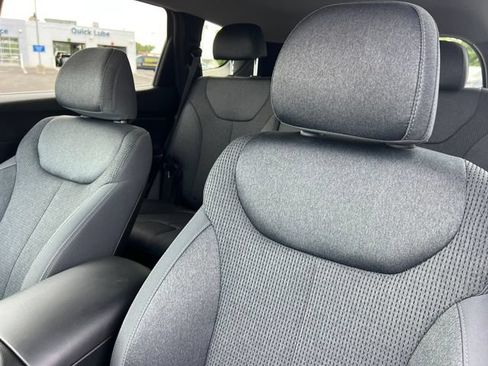 Used 2022 Hyundai Santa Fe SEL AWD/4WD image 12