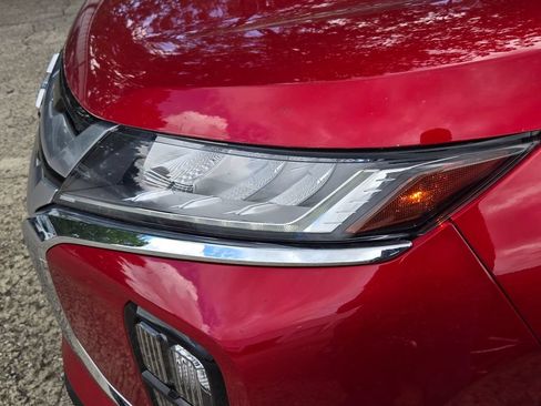Used 2025 Mitsubishi Outlander Sport SE AWD/4WD image 5