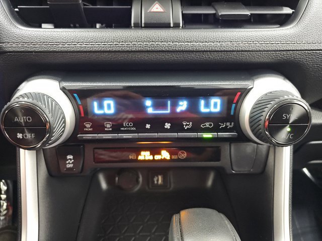 Certified 2025 Toyota RAV4 LE AWD/4WD image 25