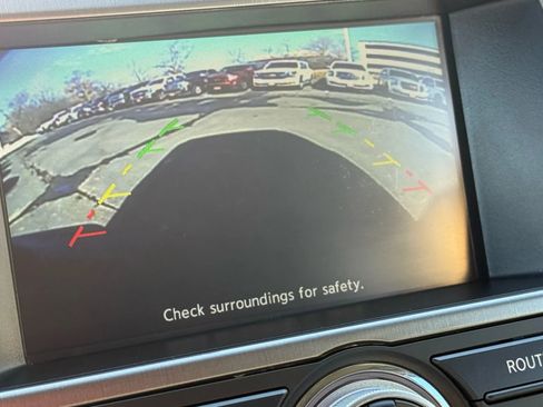 Used 2015 Nissan Armada Platinum w/ 2nd Row Captain Seat Package image 20