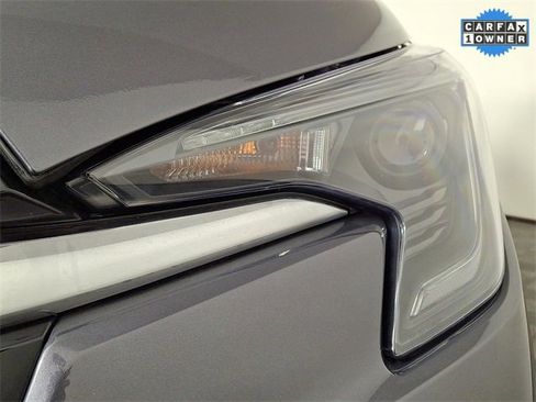 Used 2024 Subaru Ascent Limited w/ Technology Package image 12