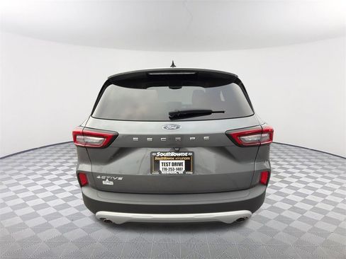 Used 2025 Ford Escape Active image 6