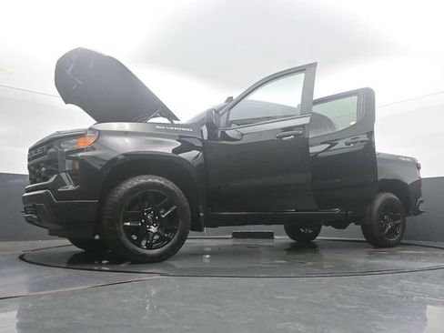 Used 2023 Chevrolet Silverado 1500 Custom AWD/4WD image 59