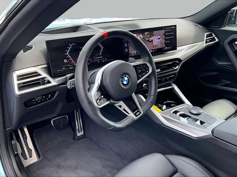 Used 2025 BMW M240i Coupe RWD image 18