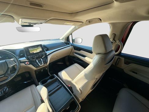 Used 2023 Honda Odyssey Touring image 24