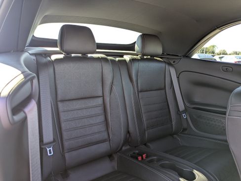 Used 2017 Buick Cascada Premium image 13