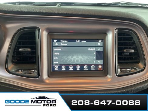 Used 2023 Dodge Challenger SXT w/ Blacktop Package image 20