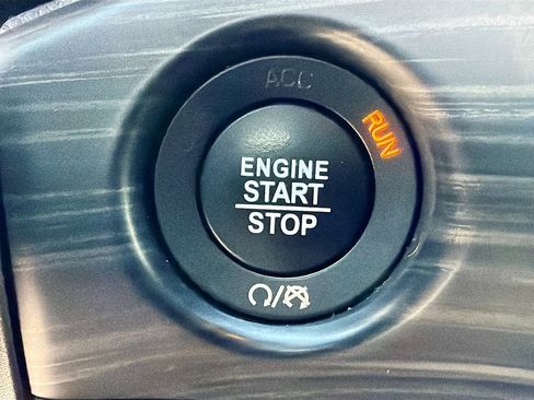 Used 2019 Jeep Grand Cherokee Limited X image 35