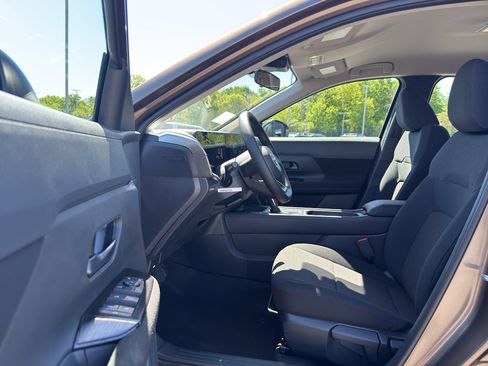 New 2026 Nissan Kicks S AWD/4WD image 11