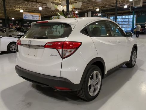 Used 2022 Honda HR-V LX image 7