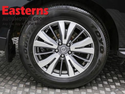 Used 2020 Nissan Pathfinder S image 31