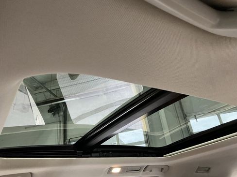 Used 2023 INFINITI QX60 Sensory w/ Vision Package image 5