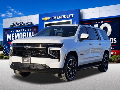 New 2026 Chevrolet Suburban RST w/ Comfort Package AWD/4WD image 2