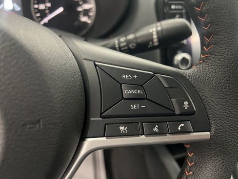 New 2025 Nissan Versa SR image 47