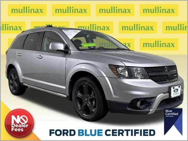 Used 2020 Dodge Journey Crossroad FWD image 1