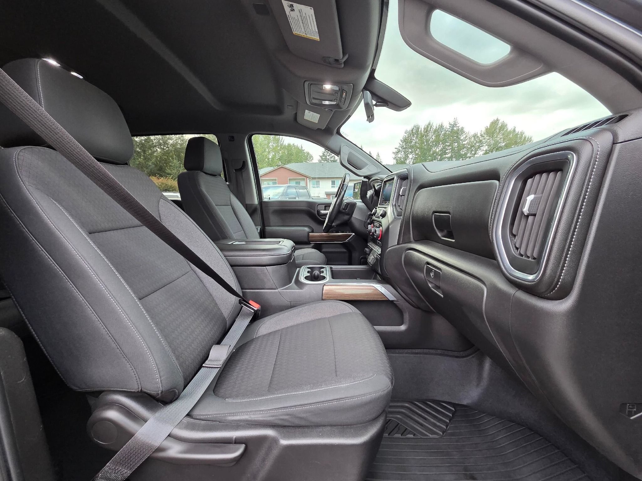 Used 2020 Chevrolet Silverado 1500 RST AWD/4WD image 29