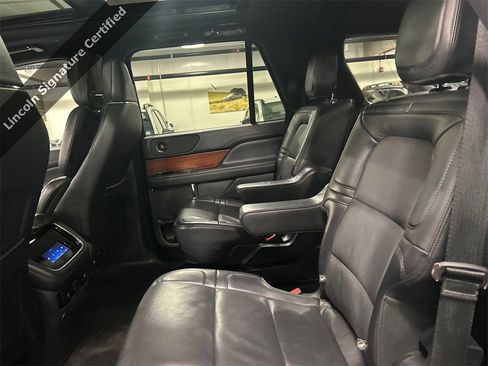 Certified 2022 Lincoln Navigator Reserve w/ Monochromatic Package image 22