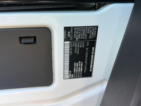 Used 2023 Mercedes-Benz Sprinter 2500 image 23