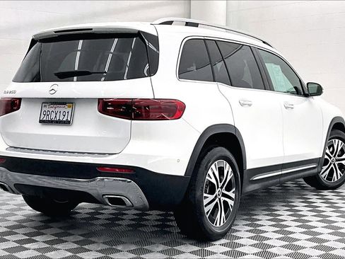 Certified 2024 Mercedes-Benz GLB 250 image 11