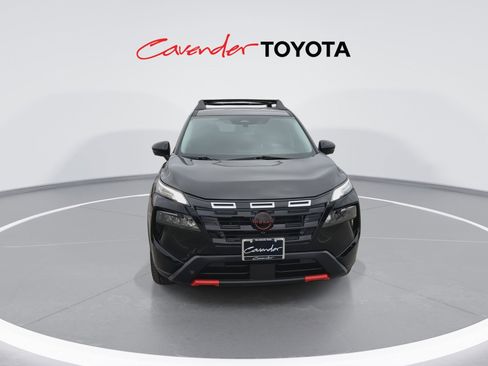 Used 2025 Nissan Rogue SV w/ Rock Creek Premium Package image 3