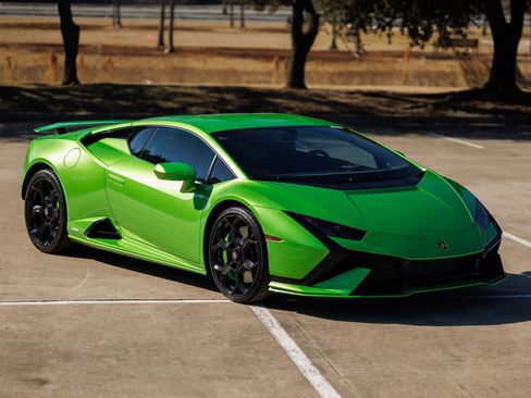Used 2023 Lamborghini Huracan Tecnica image 4