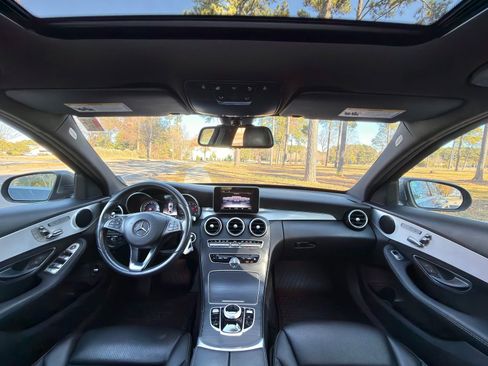 Certified 2018 Mercedes-Benz C 300 4MATIC Sedan image 2