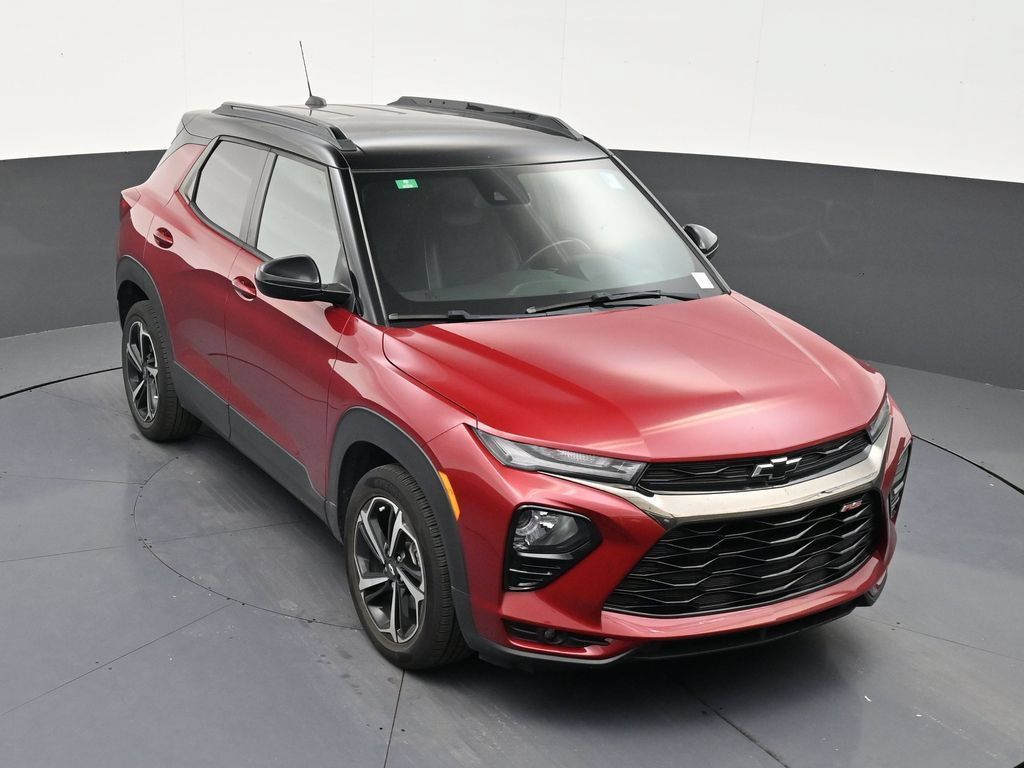 Used 2021 Chevrolet TrailBlazer RS w/ Technology Package FWD image 18