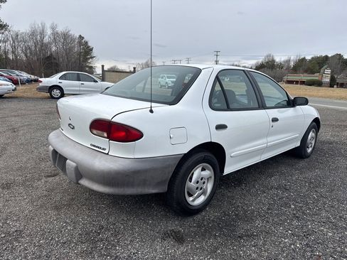 Used 1998 Chevrolet Cavalier Sedan image 8
