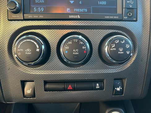 Used 2013 Dodge Challenger R/T Plus image 32