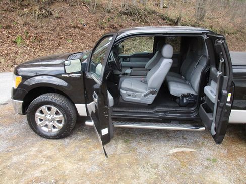 Used 2013 Ford F150 XLT w/ Luxury Equipment Group image 10