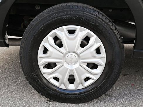 Used 2022 Ford Transit 350 XLT RWD image 9