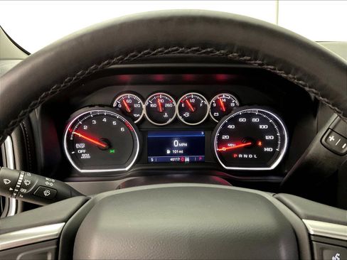 Used 2022 Chevrolet Silverado 1500 LT AWD/4WD image 14