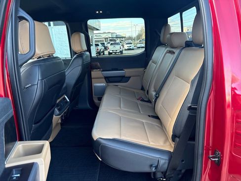 Used 2022 Ford F150 Lariat image 13