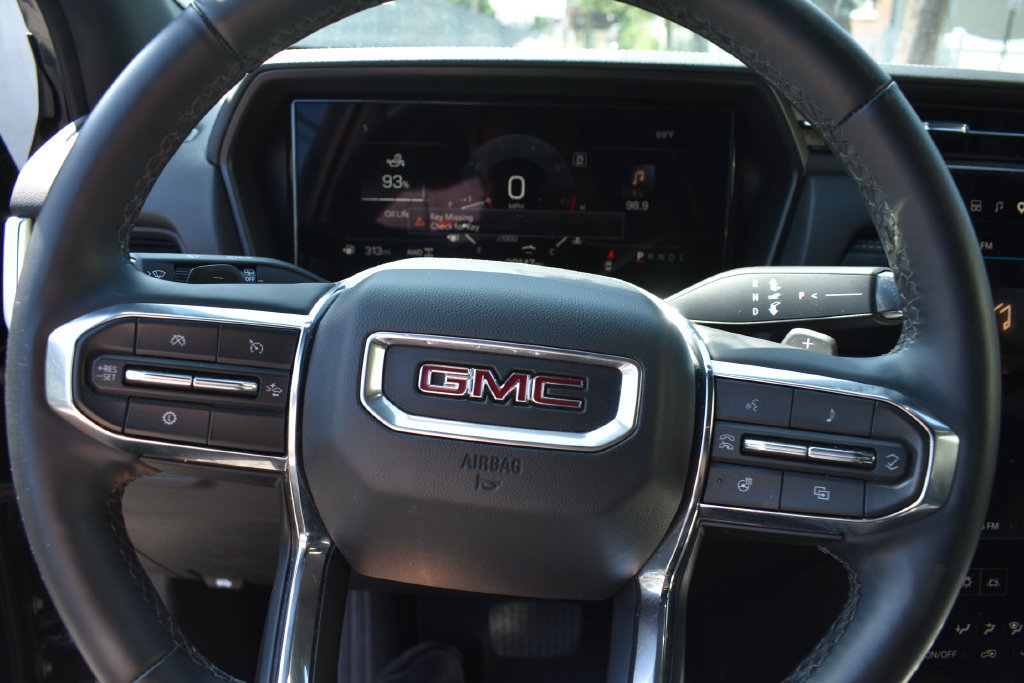Used 2025 GMC Terrain Elevation AWD/4WD image 12
