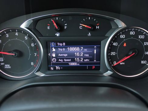 Used 2023 GMC Acadia SLE w/ Driver Convenience Package image 48