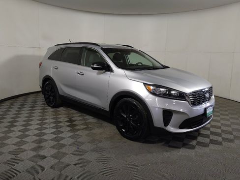 Used 2020 Kia Sorento S AWD/4WD image 11