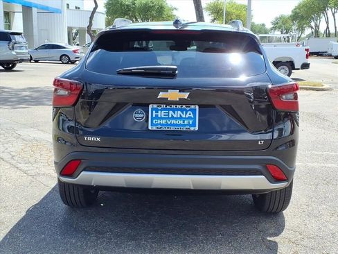 New 2026 Chevrolet Trax LT image 7