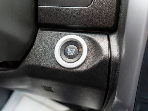 Used 2022 RAM 1500 Classic Warlock w/ Electronics Group AWD/4WD image 19