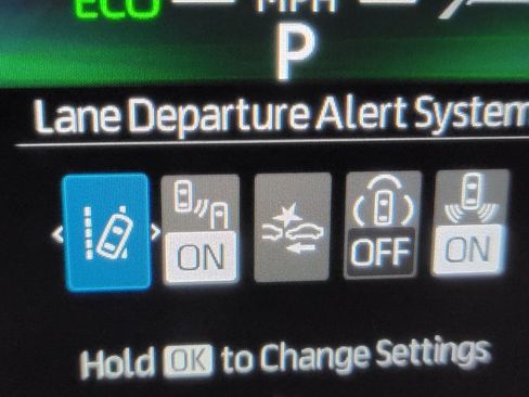 Used 2025 Toyota Corolla SE w/ SE Premium Package FWD image 20