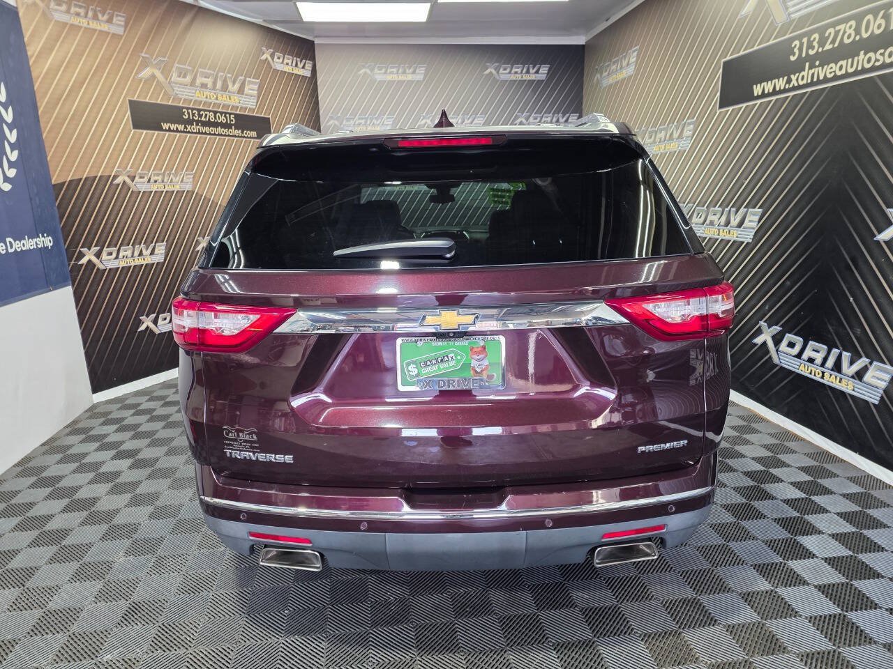 Used 2019 Chevrolet Traverse Premier w/ Driver Confidence II Package FWD image 12