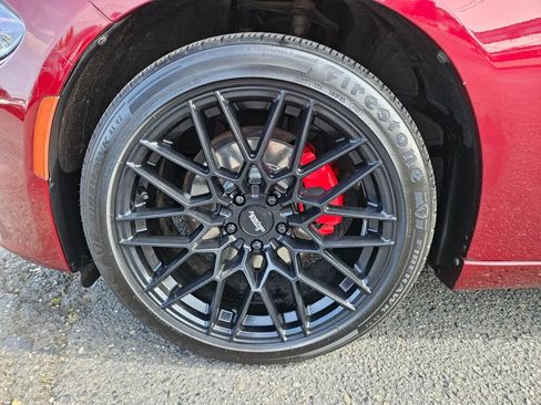 Used 2018 Dodge Charger SXT RWD image 8