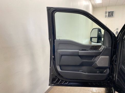 New 2026 Ford F350 Lariat w/ FX4 Off-Road Package image 15