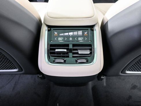 Used 2026 Volvo XC90 B6 Plus w/ Protection Package Premier AWD/4WD image 20