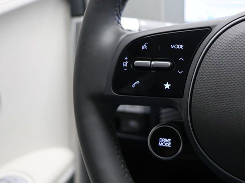 Used 2024 Hyundai Ioniq 5 Limited image 21