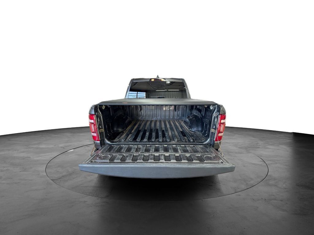 Used 2022 RAM 1500 Laramie w/ Sport Appearance Package AWD/4WD image 19